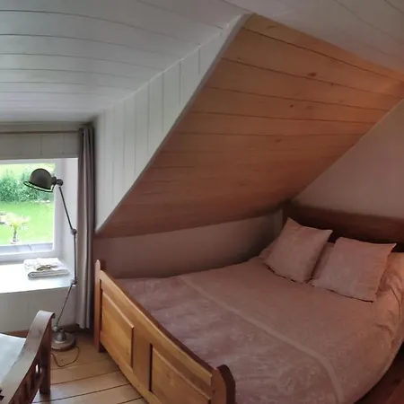 Bed & Breakfast Un Petit Coin Paisible Et Frais - Piscine A 3 Mins Le Monteil (Cantal)